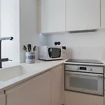 Διαμέρισμα 1bdr With Terrace And View By Lovelystay Lisboa