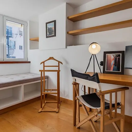 1bdr With Terrace And View By Lovelystay *