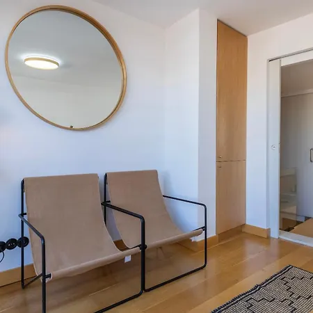 1bdr With Terrace And View By Lovelystay Appartamento Lisbona