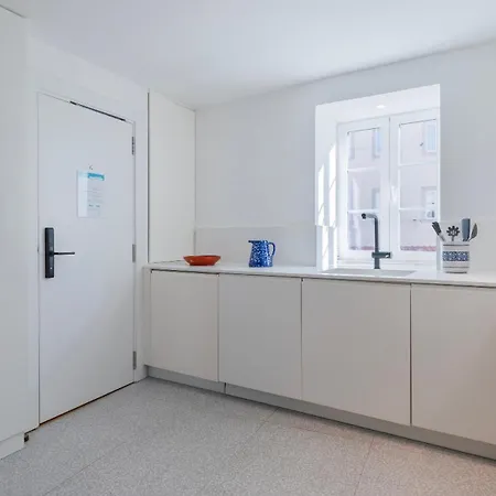 1bdr With Terrace And View By Lovelystay Apartment Lissabon
