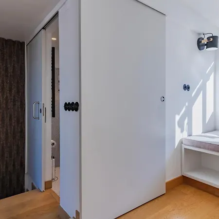 Lägenhet 1bdr With Terrace And View By Lovelystay *