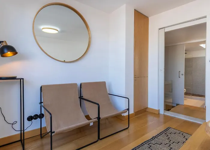 1bdr With Terrace And View By Lovelystay Appartamento Lisbona